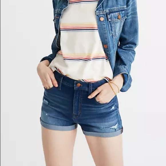 Madewell Pants - Madewell roadtripper shorts in Marideen wash